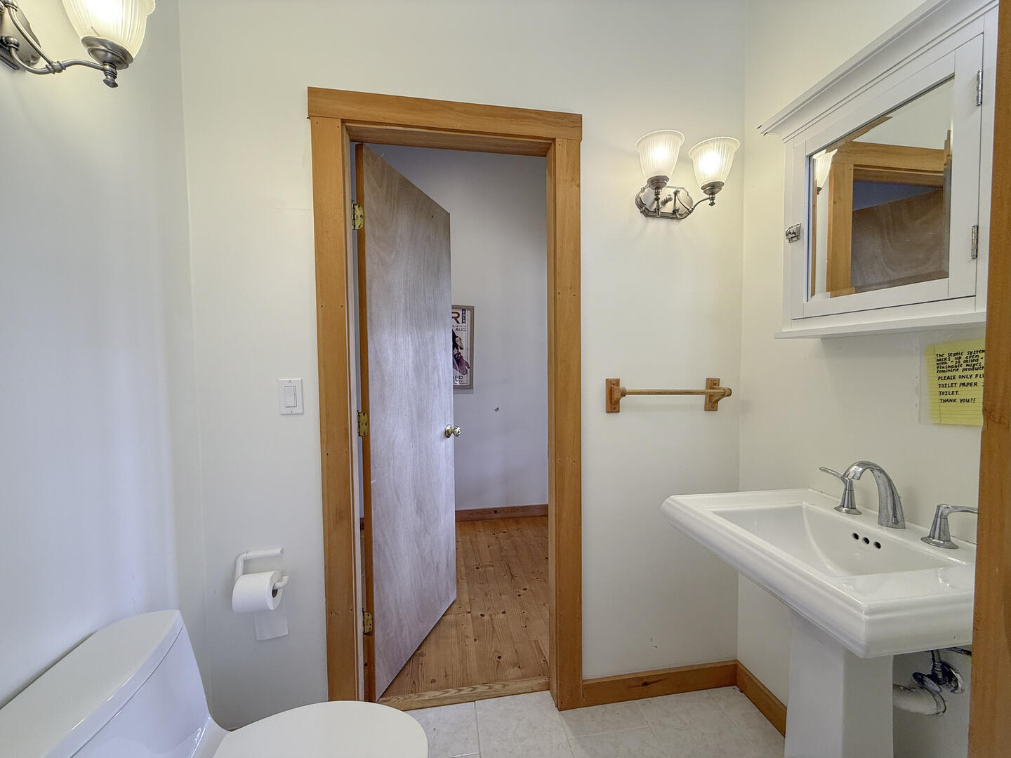 BR2 Queen with Adjoining Half Bath, First Floor