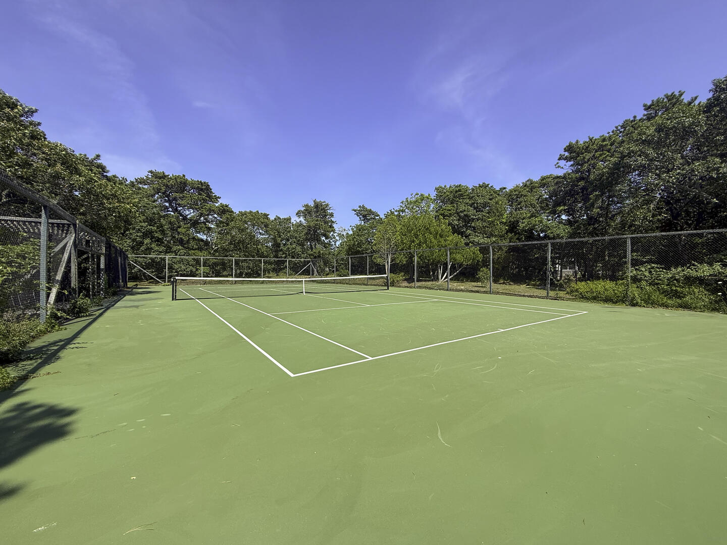 Association Tennis Court