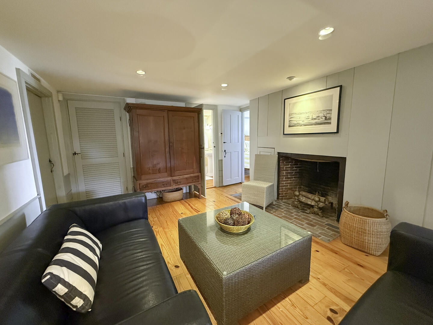 Living Room, Lower Level