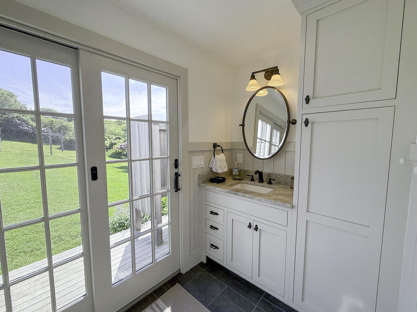 Hall Bath with Shower Tub Combo, Lower Level