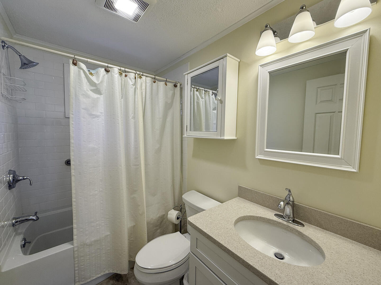 Hall Bath with Shower Tub Combo, First Floor