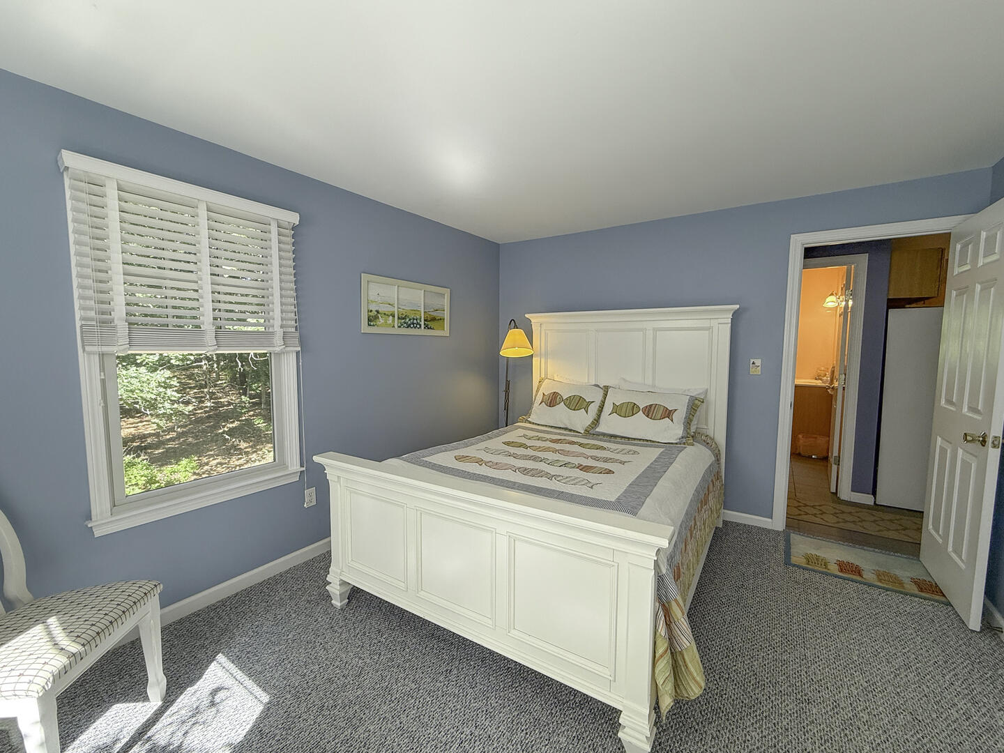 BR1 Queen, First Floor