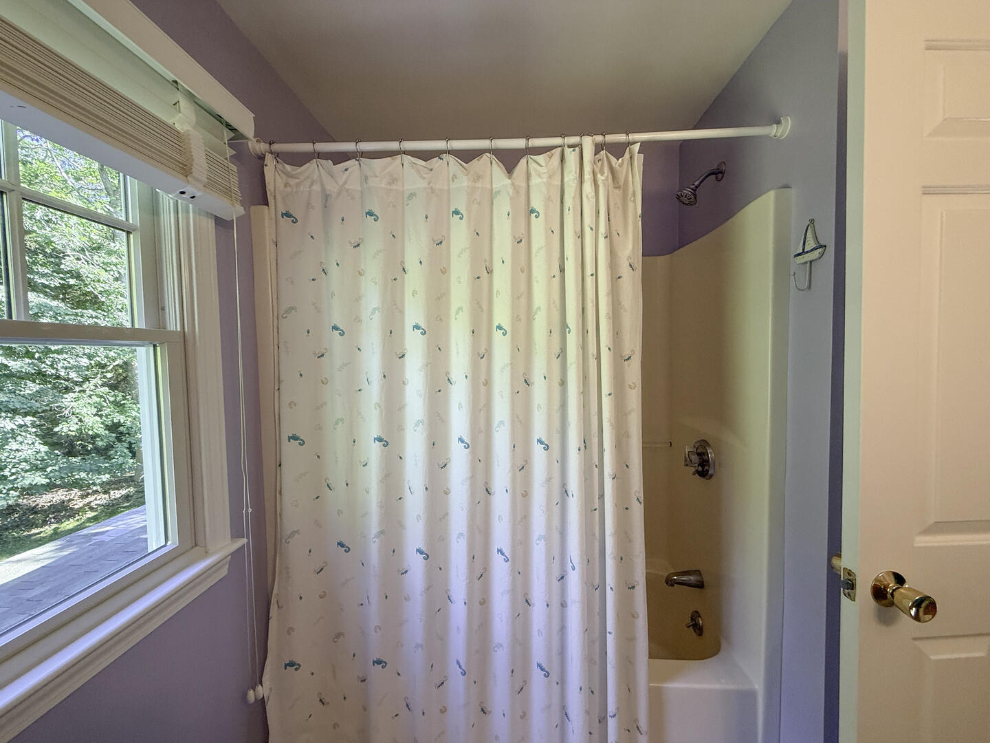 Hall Bath with Shower Tub Combo, Second Floor