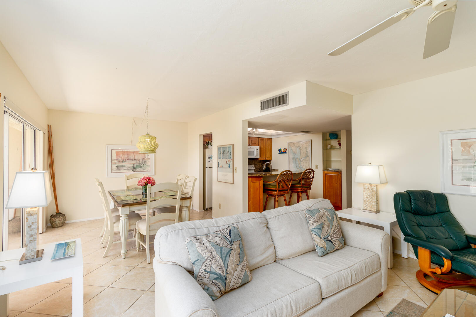 Sanibel Siesta on the Beach unit 206-206G