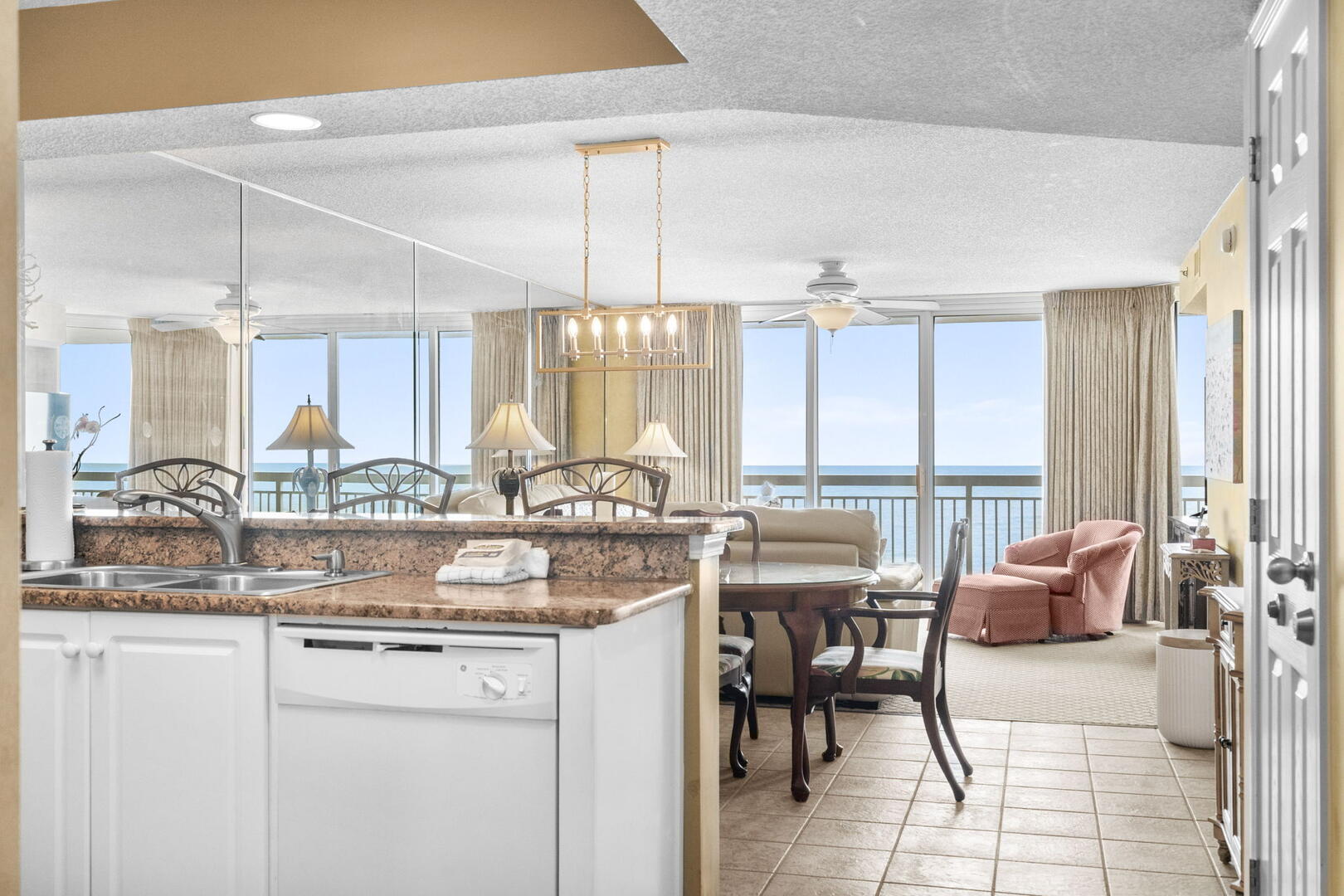 Crescent Shores 604 5