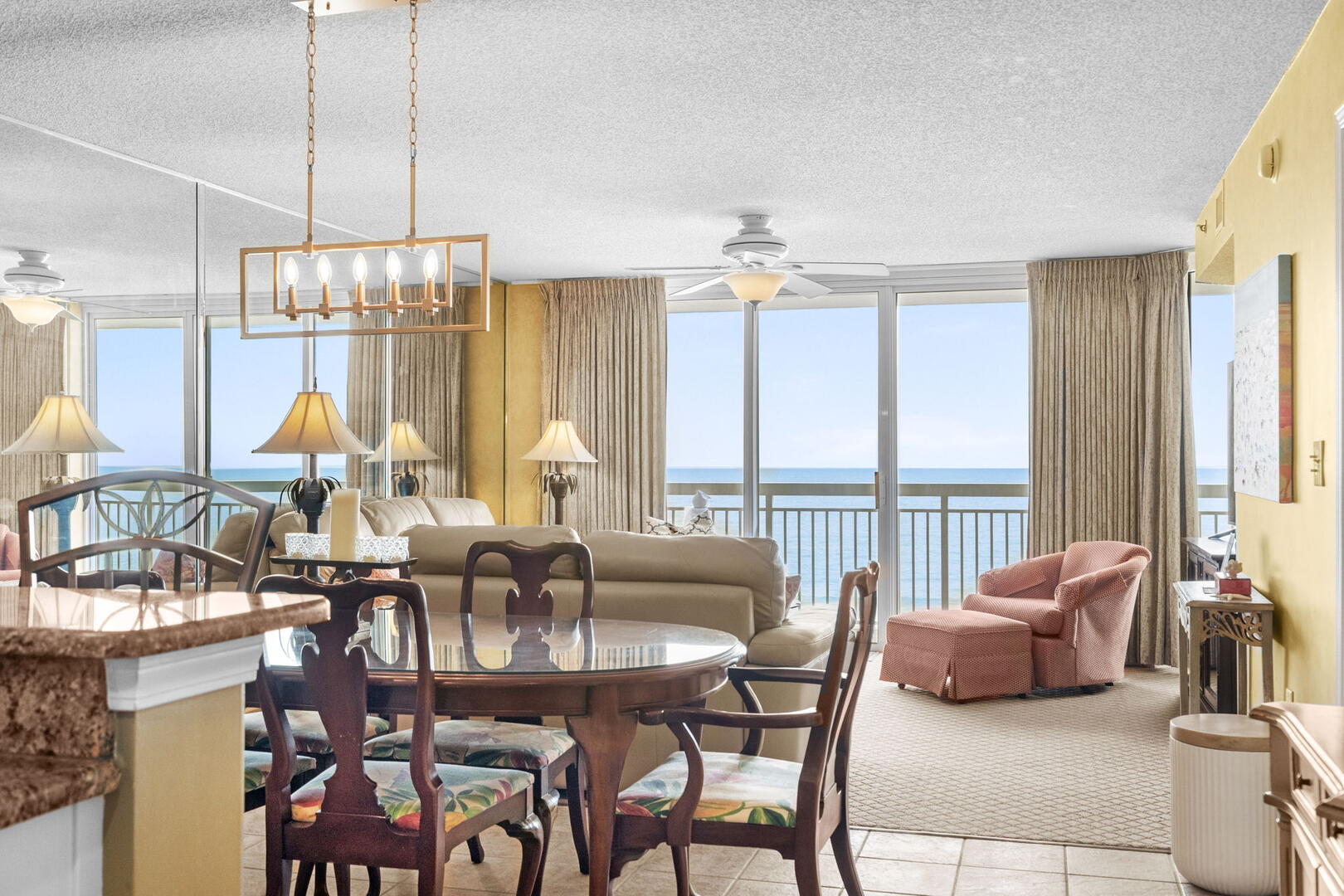 Crescent Shores 604 7