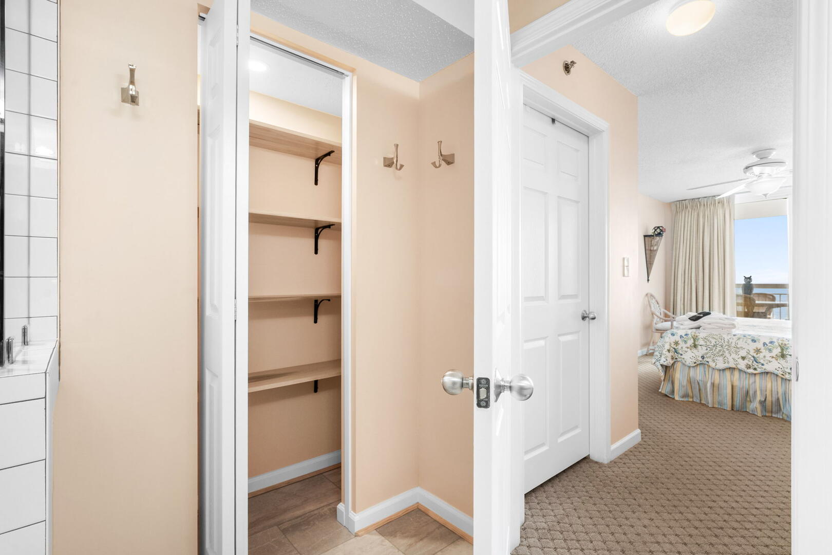 Crescent Shores 604 28
