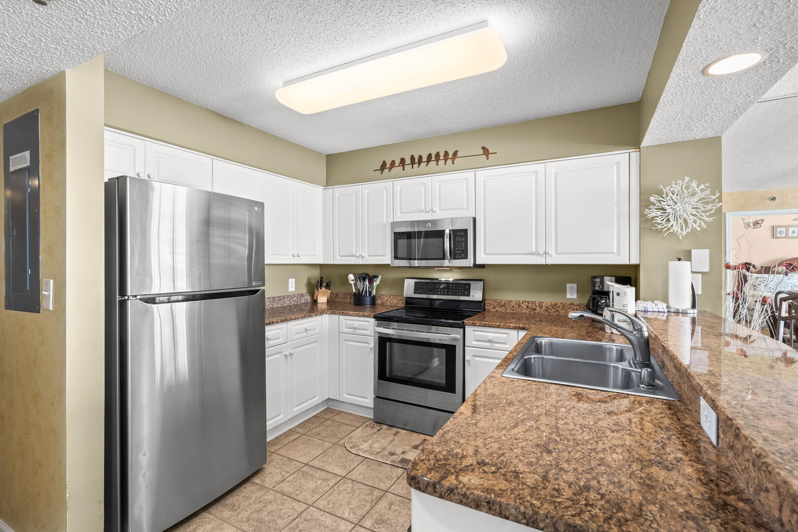 Crescent Shores 604 13