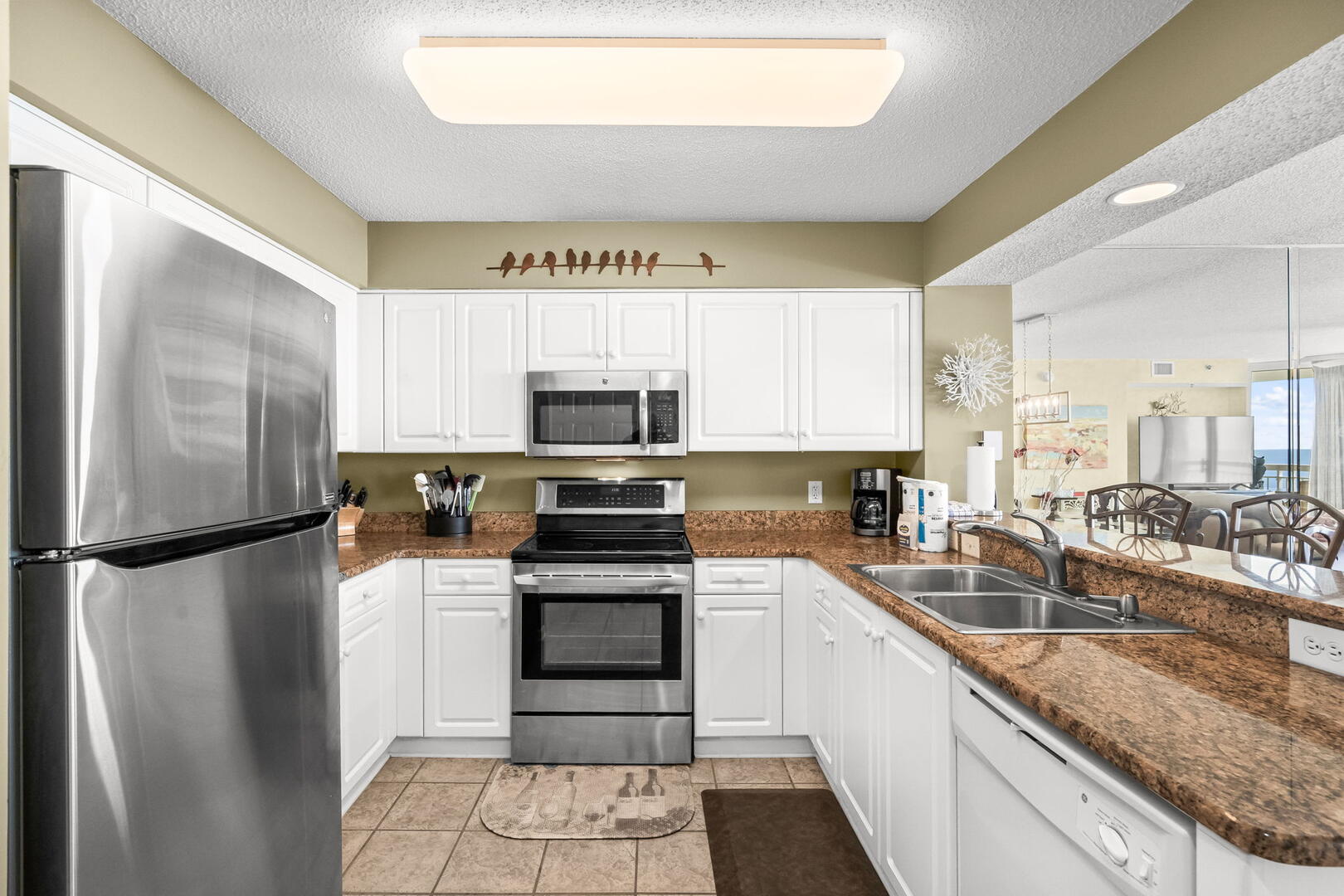 Crescent Shores 604 14