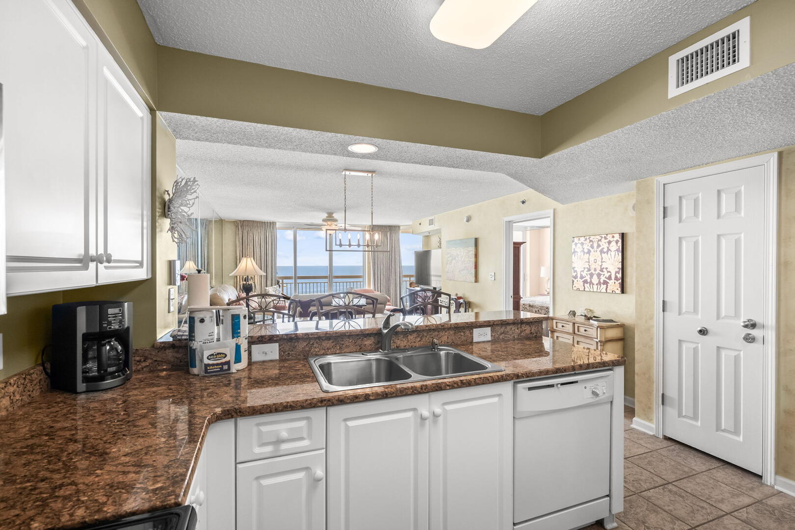 Crescent Shores 604 18