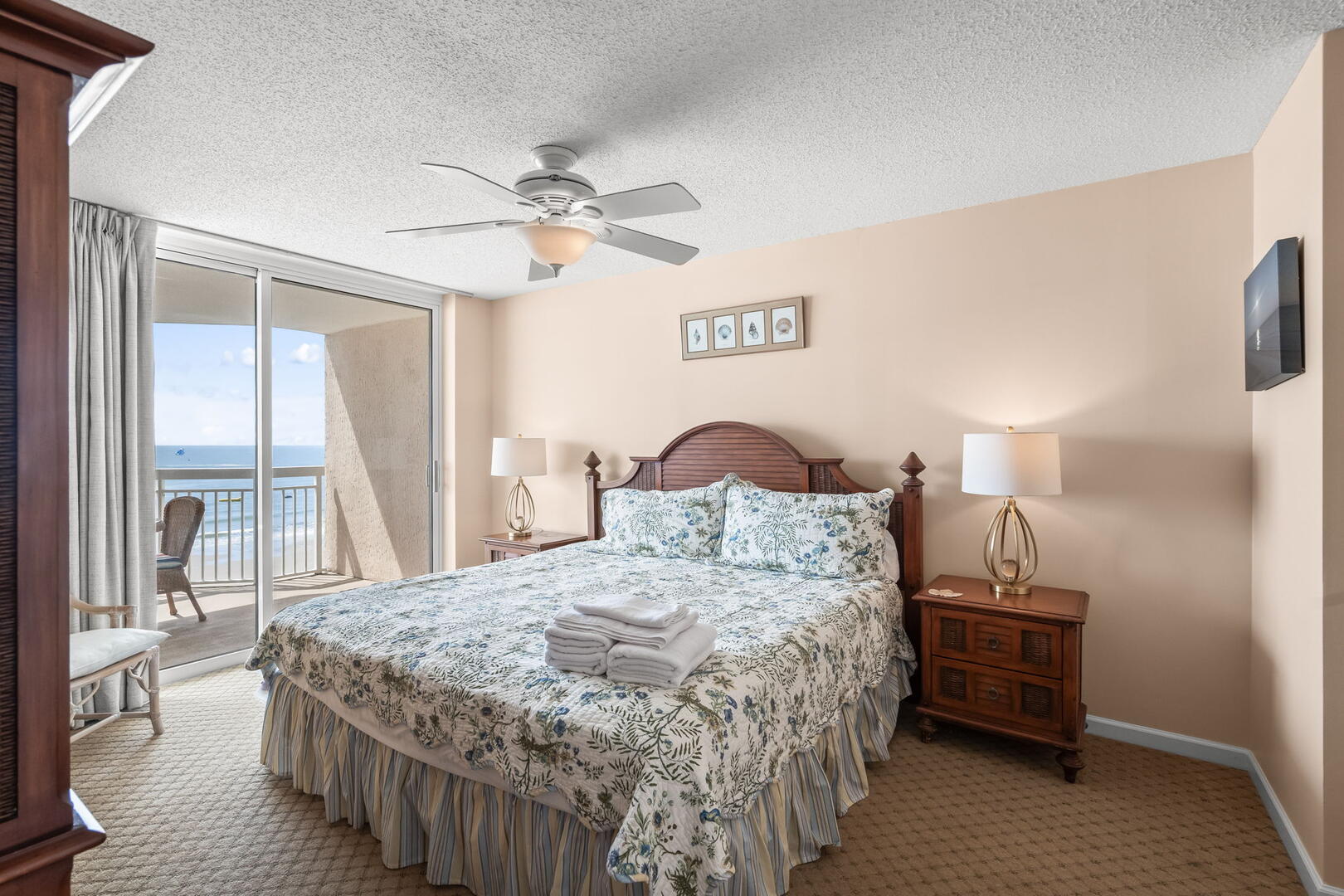 Crescent Shores 604 25
