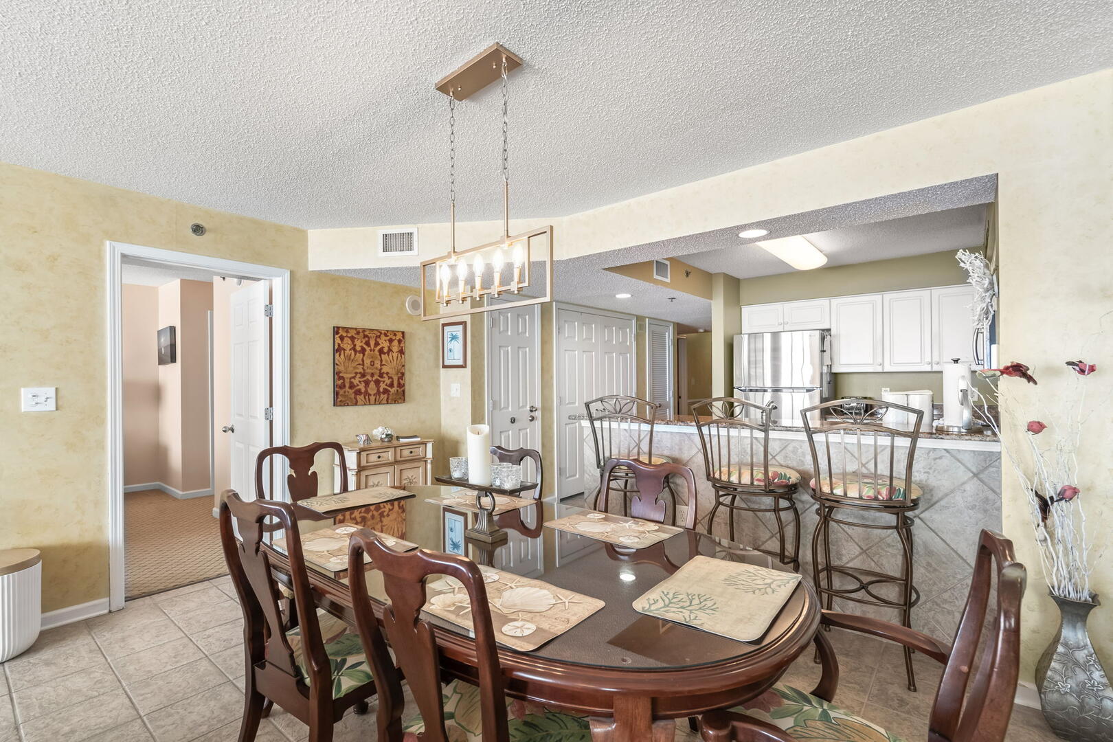 Crescent Shores 604 9