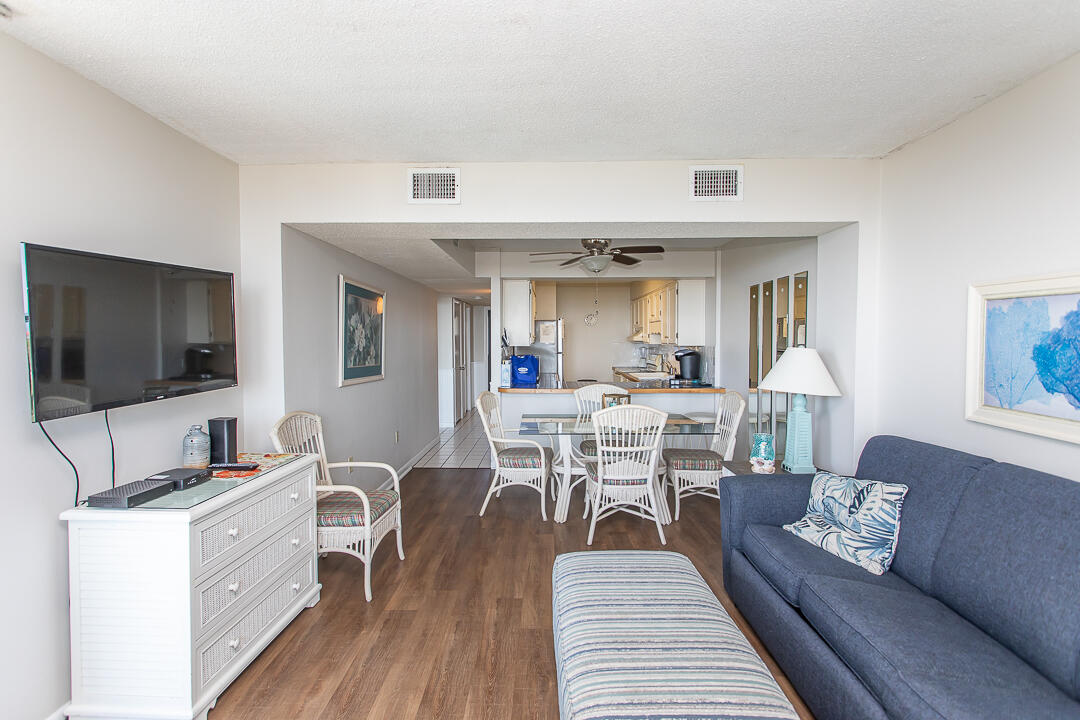 Crescent Sands E1 | Photo 5