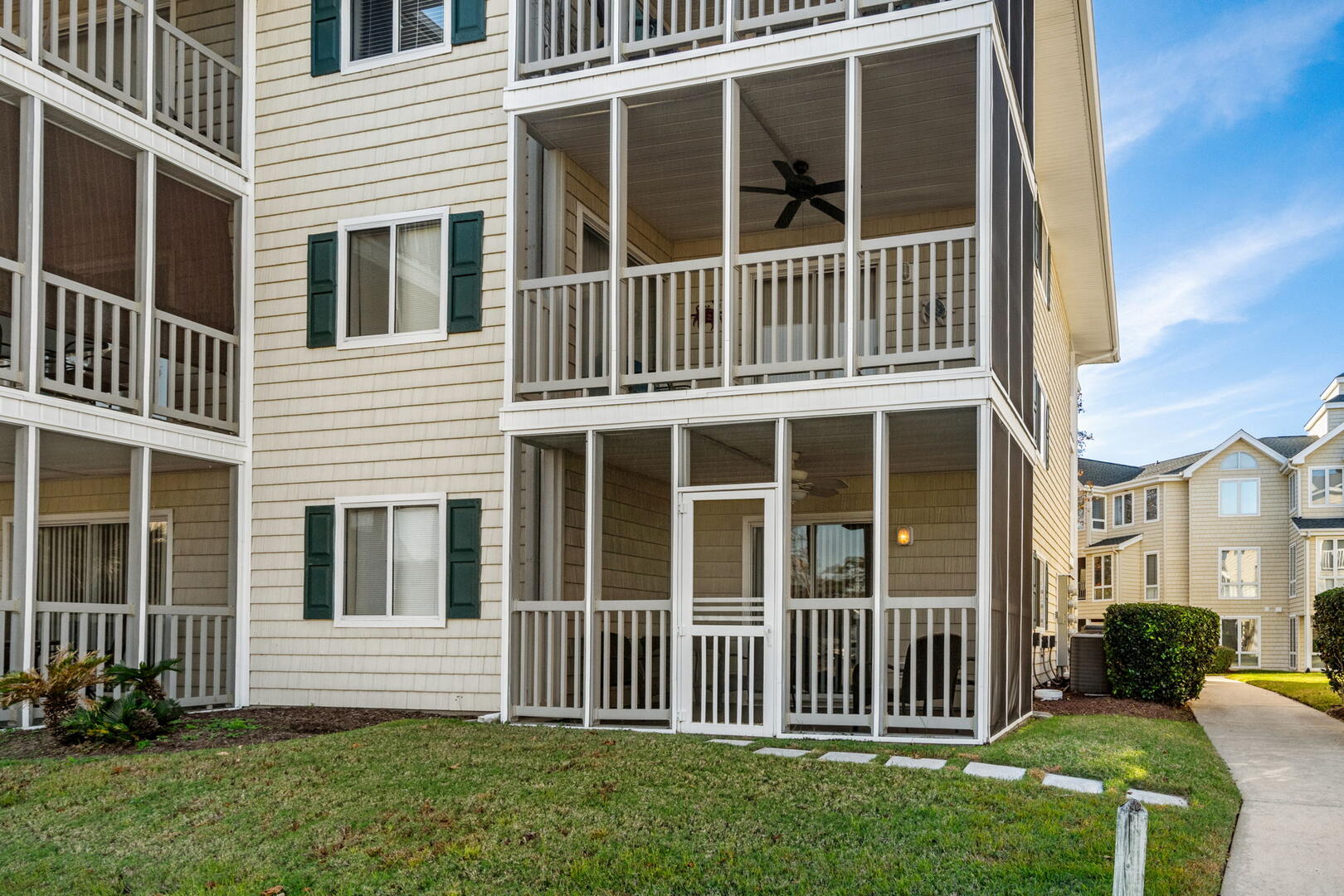 Waterway Landing 204A 28