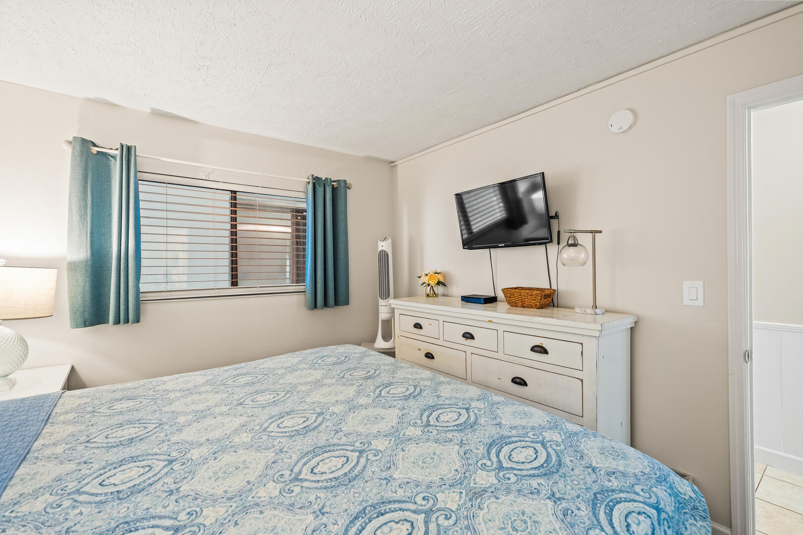 Crescent Towers I Unit 502 | Photo 17