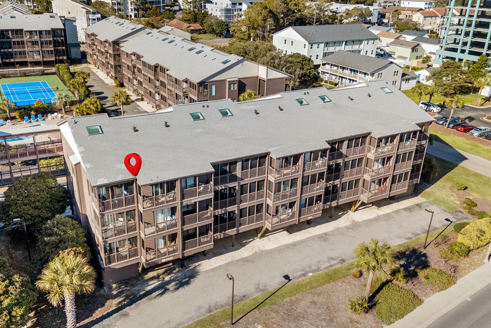 Tilghman Beach and Racquet 339 | Photo