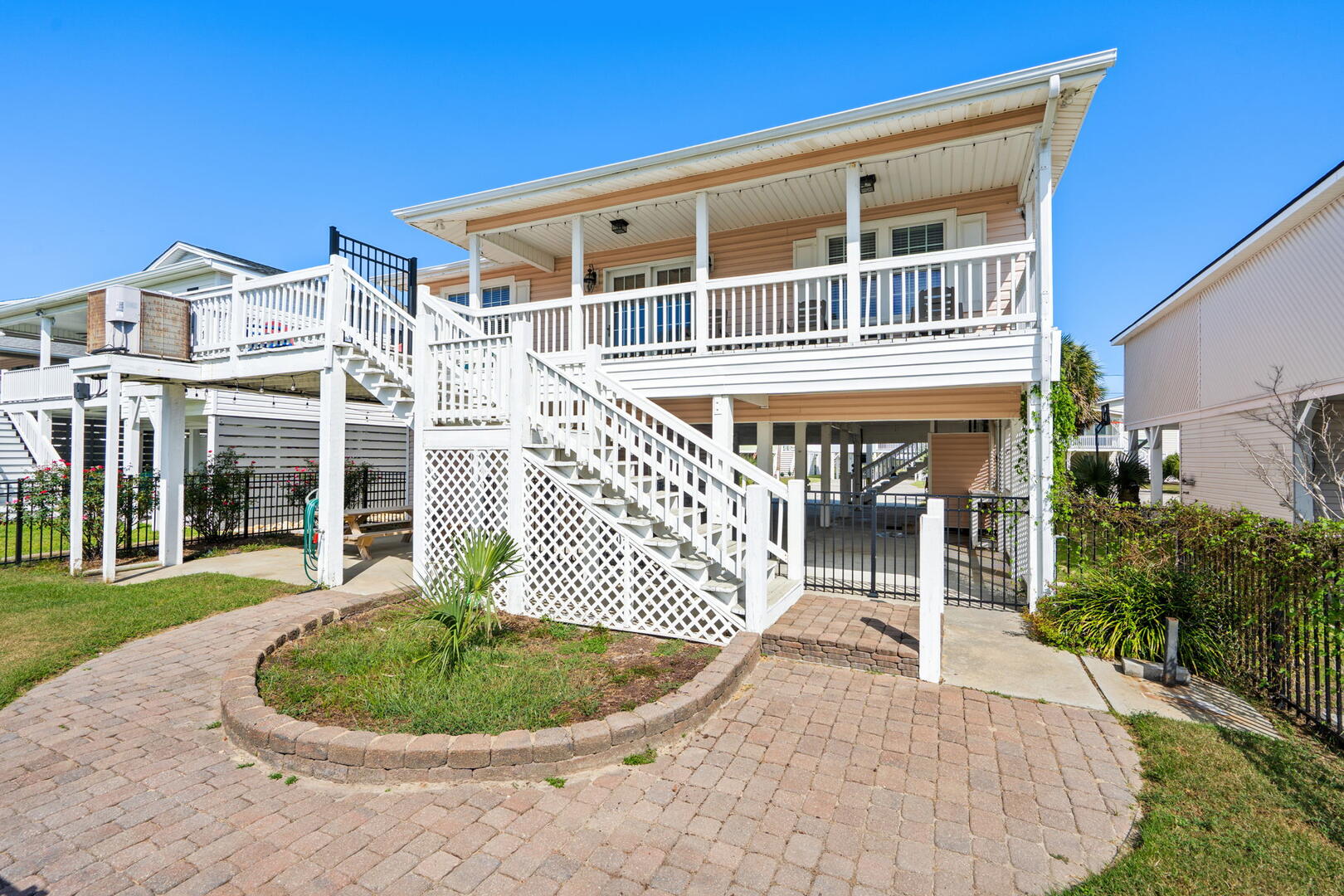 Lost Shaker of Salt | Photo 49