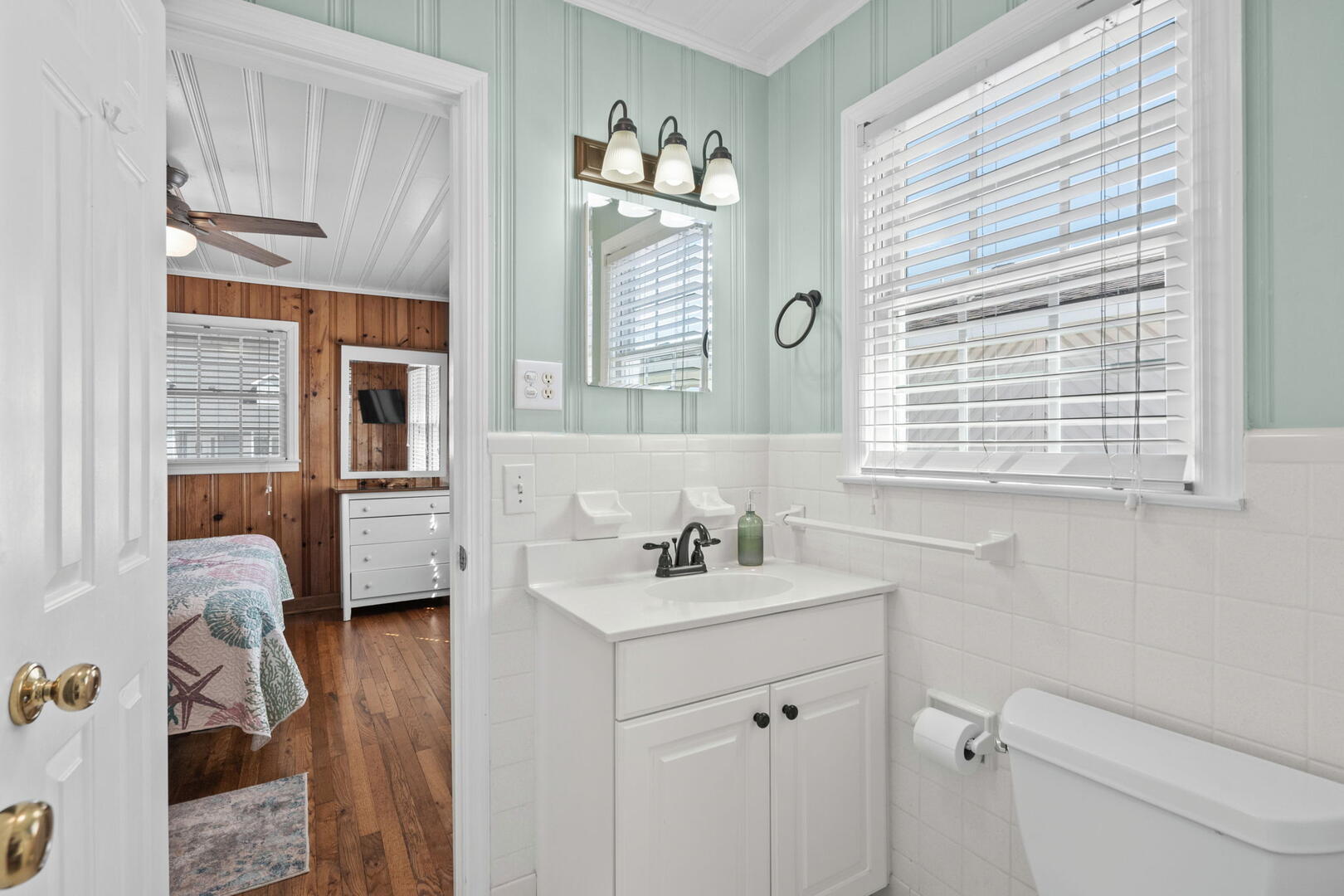 Lost Shaker of Salt | Photo 31