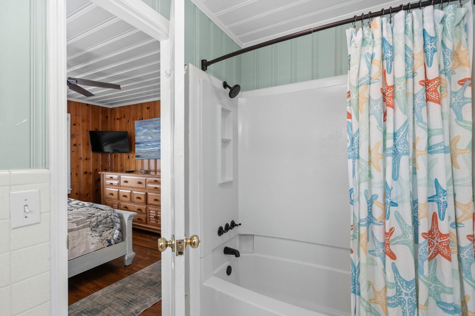 Lost Shaker of Salt | Photo 32