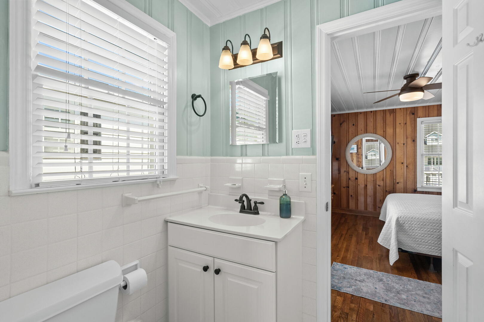 Lost Shaker of Salt | Photo 37