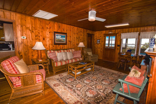 The Shell Too | Photo 7