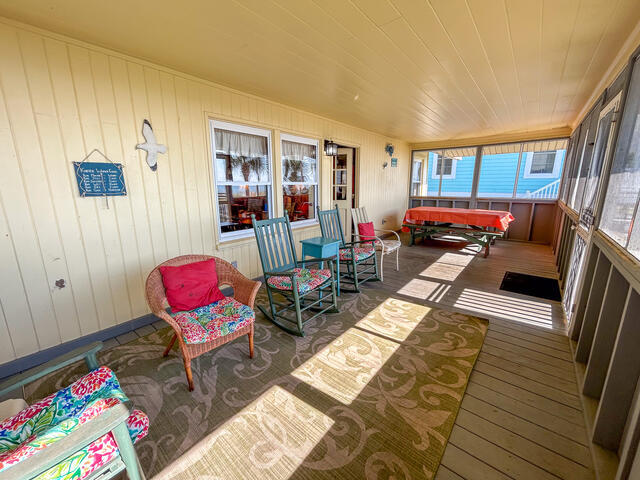 The Shell Too | Photo 17