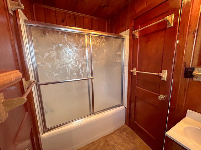 The Shell Too | Photo 28