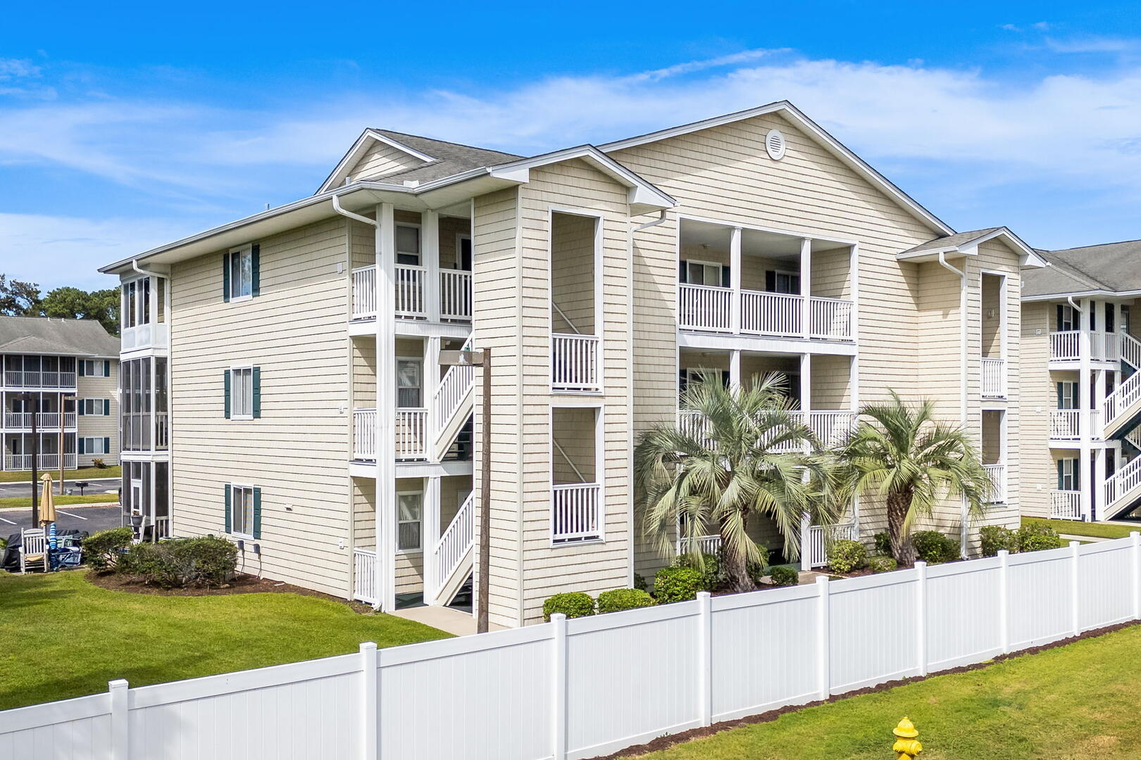 Waterway Landing 210F | Photo 32