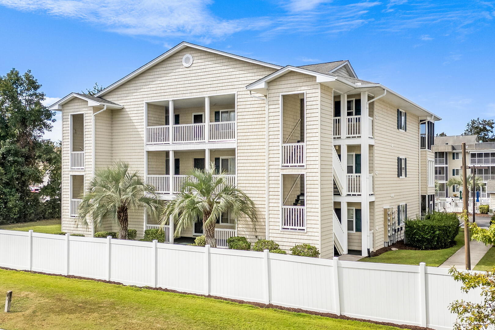 Waterway Landing 210F | Photo 52