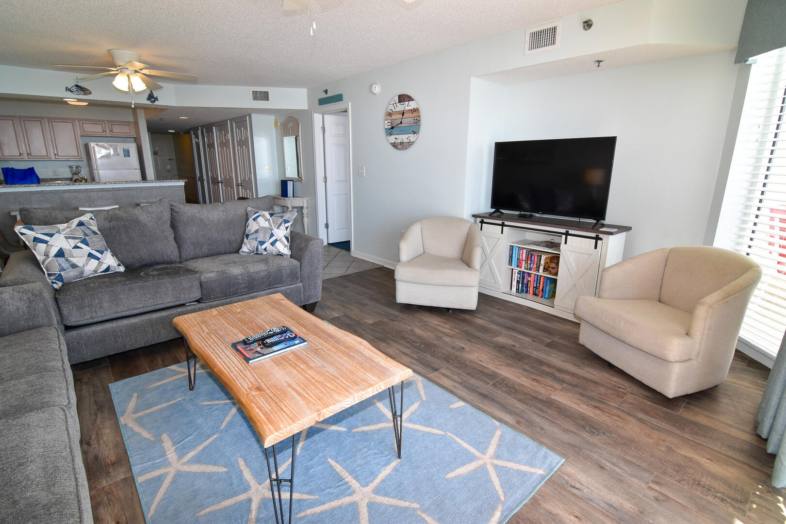 Crescent Shores 1002 | Photo 13