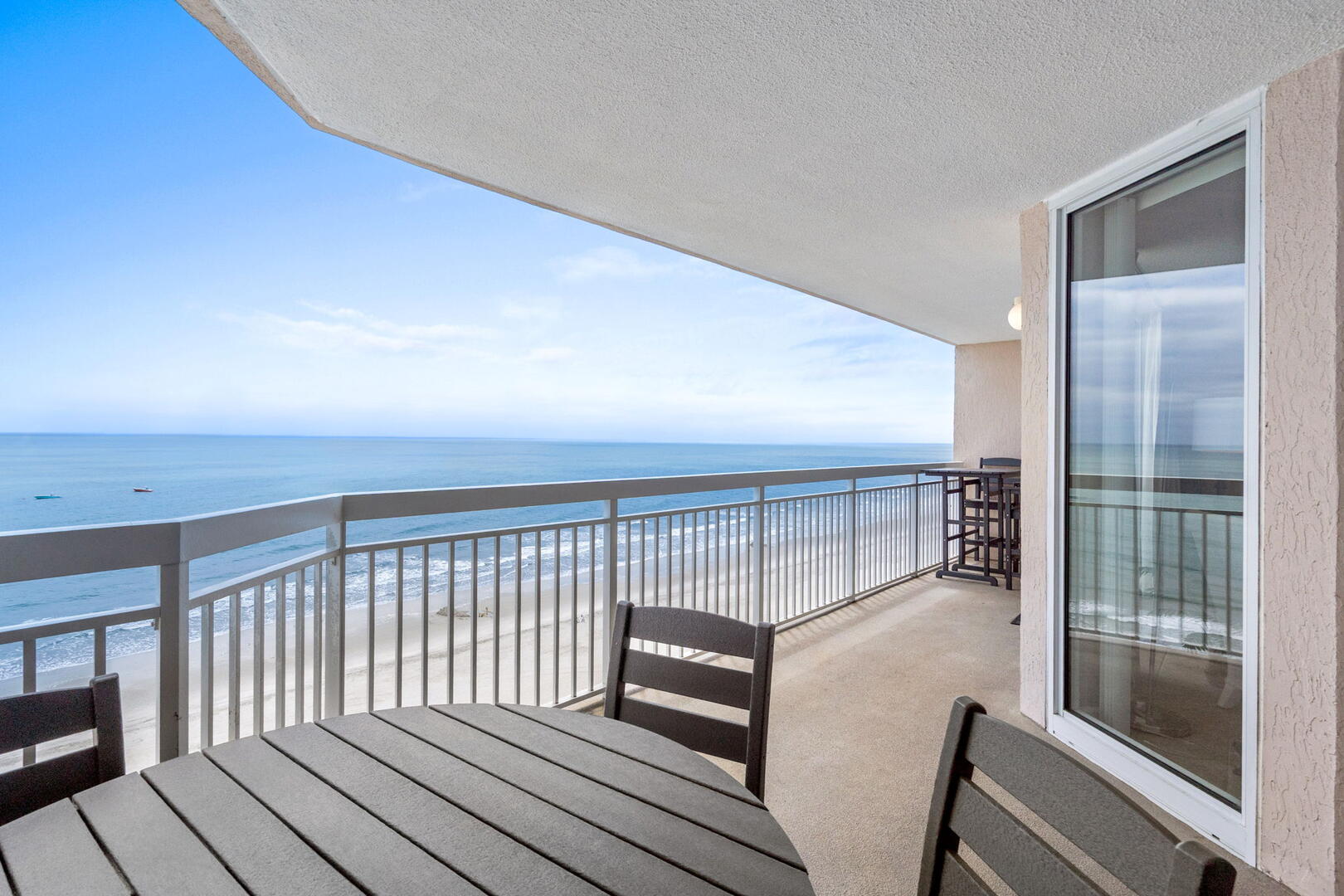 Crescent Shores 1009 3