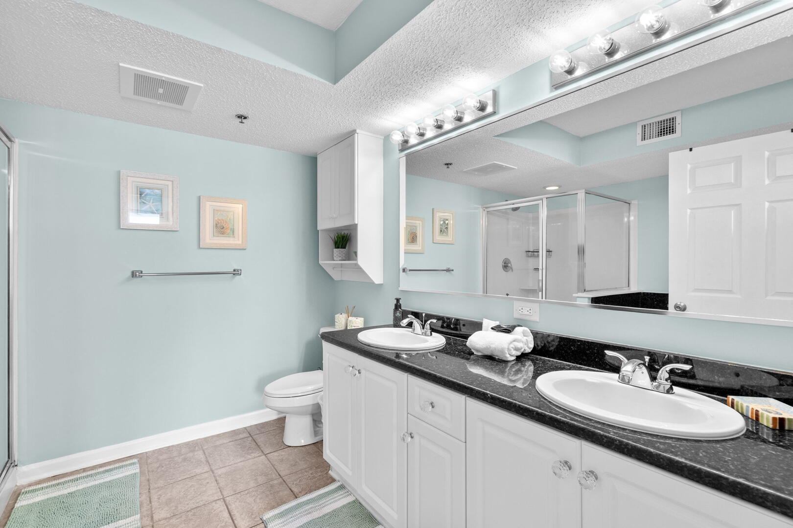 Crescent Shores 1009 27