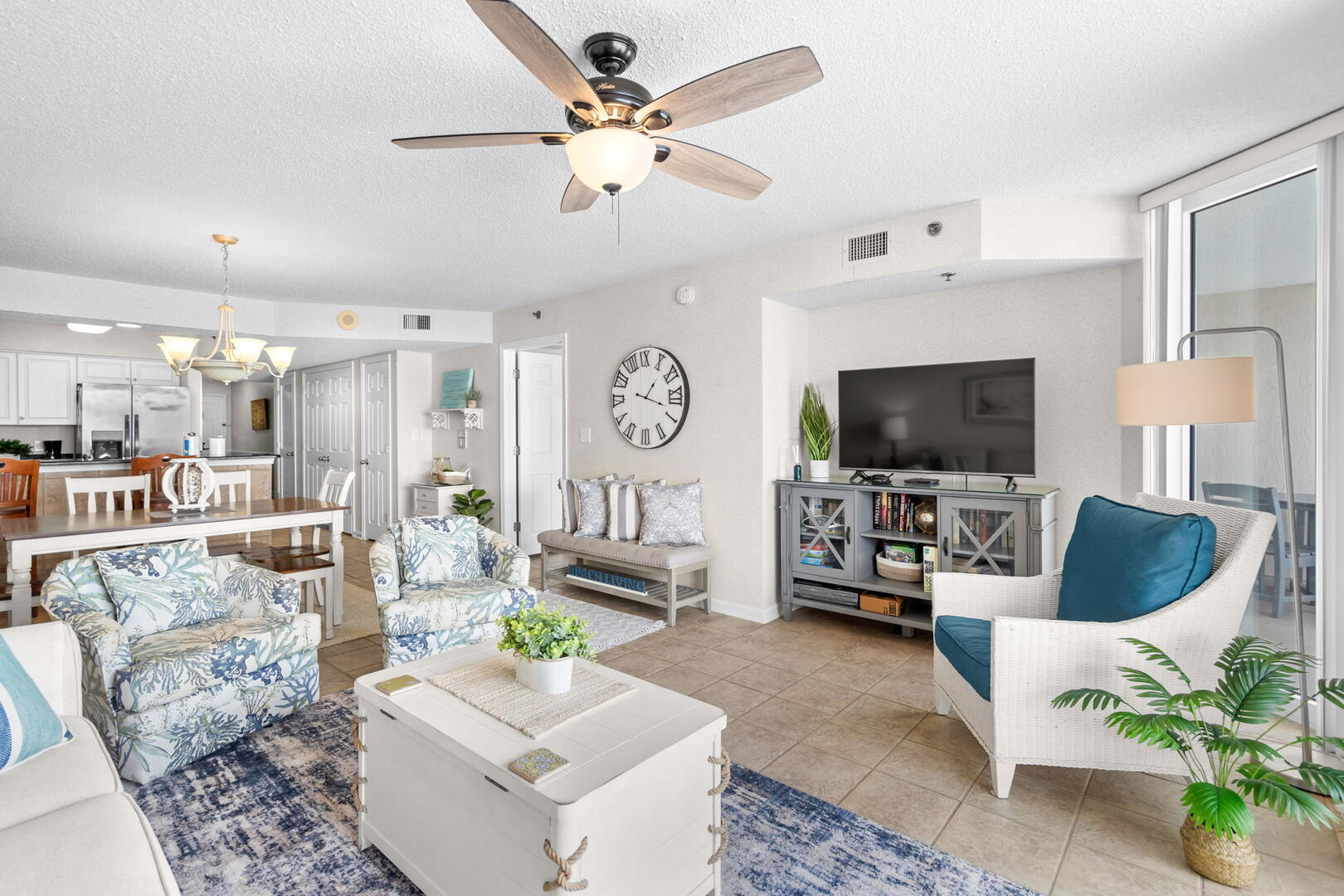 Crescent Shores 1009 5