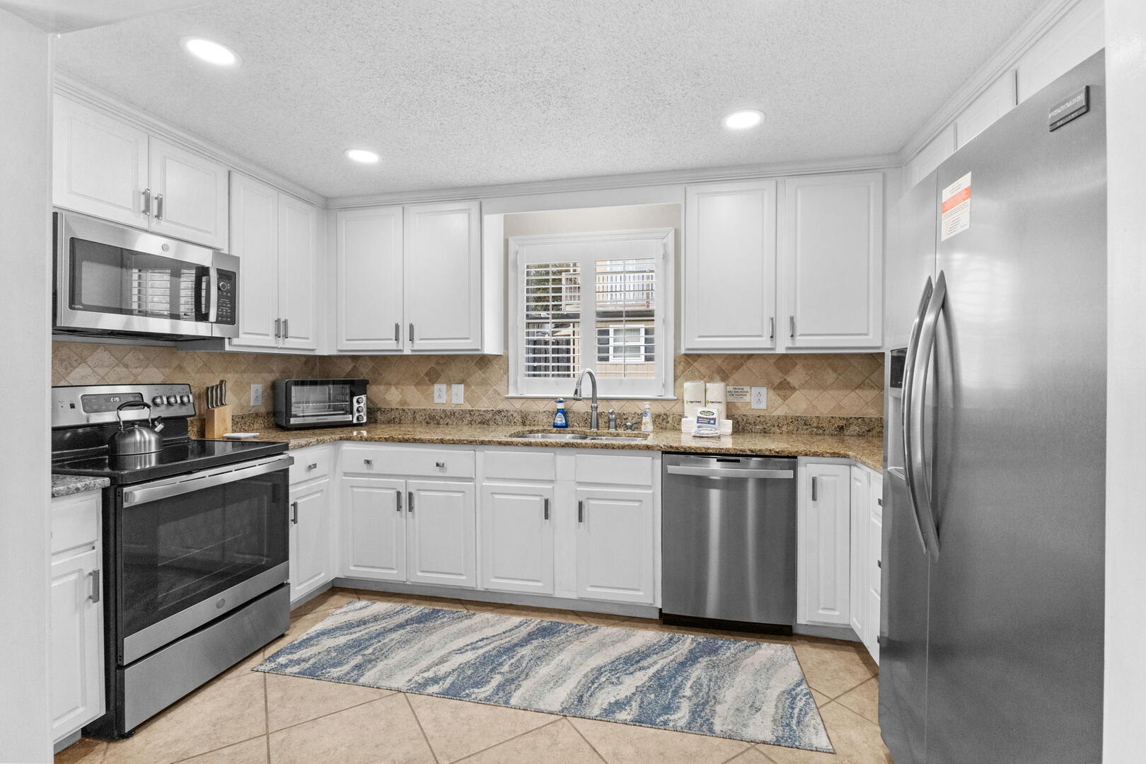 Stacy's Beach House | Photo 21