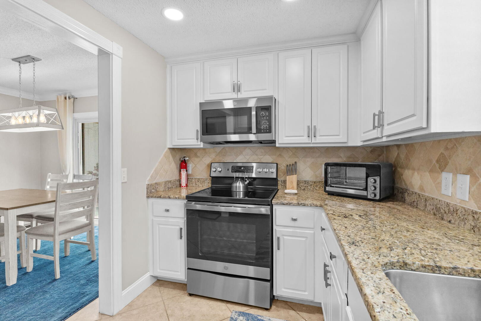 Stacy's Beach House | Photo 24