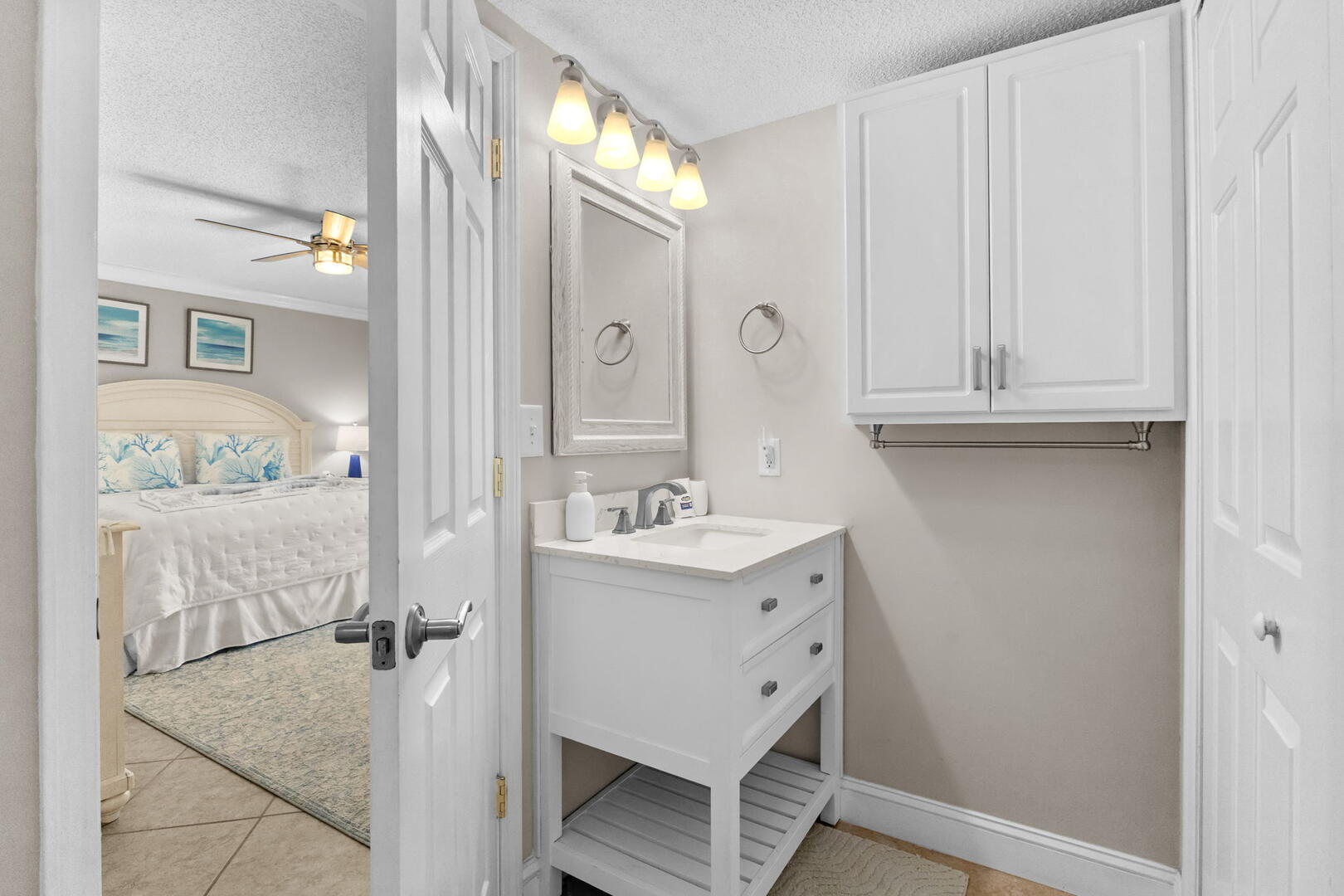 Stacy's Beach House | Photo 32