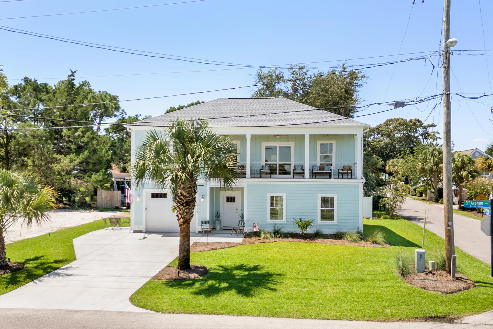 Newly Built 3 Bedroom 3.5 Bath. Near Beach. - North Myrtle Beach, SC