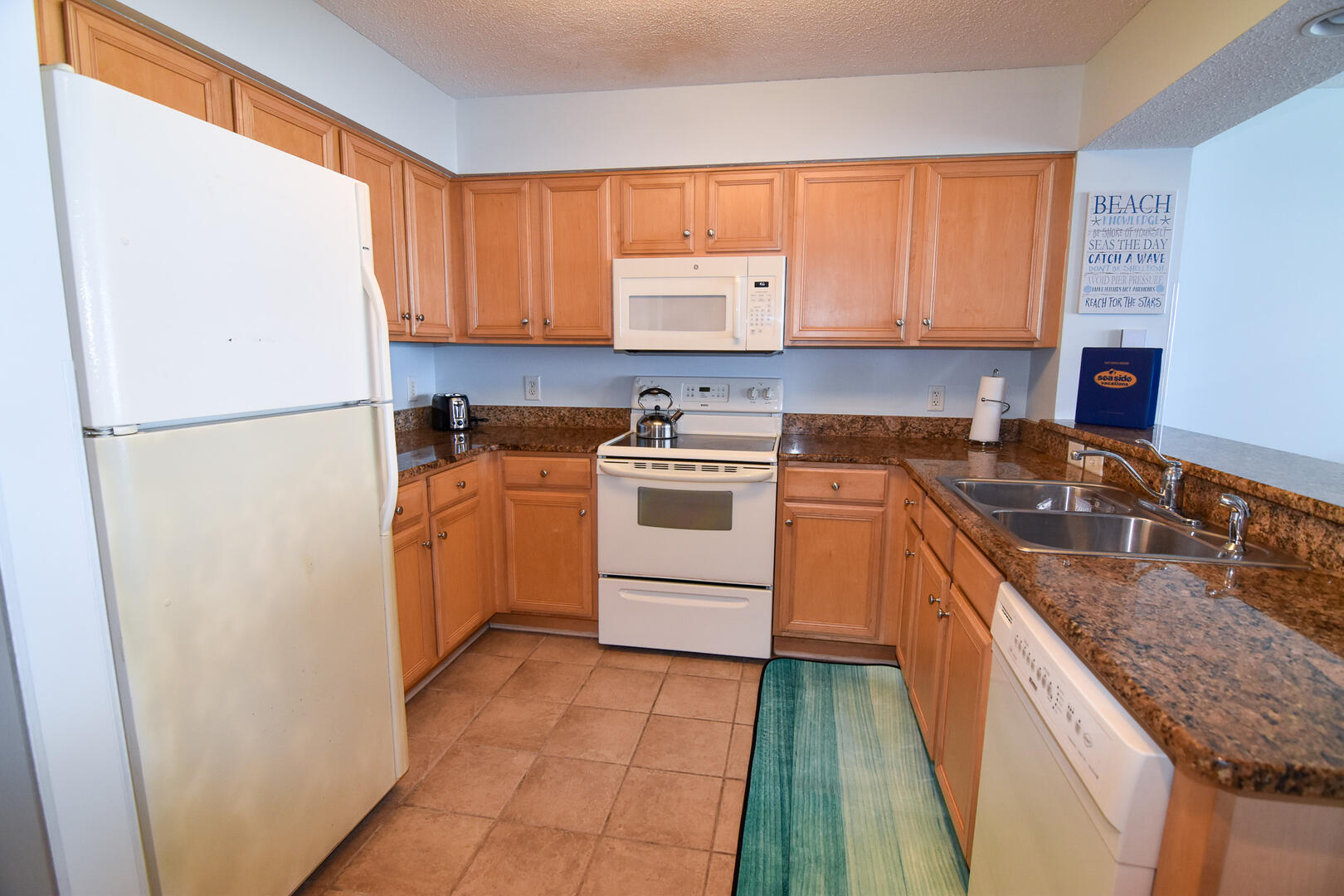 Crescent Shores 704 10