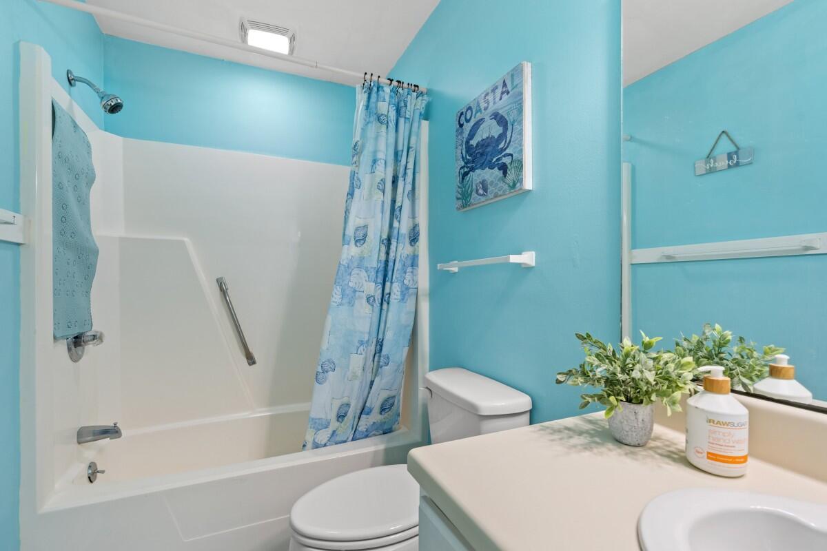 Hyperion Towers 604 | Photo 19