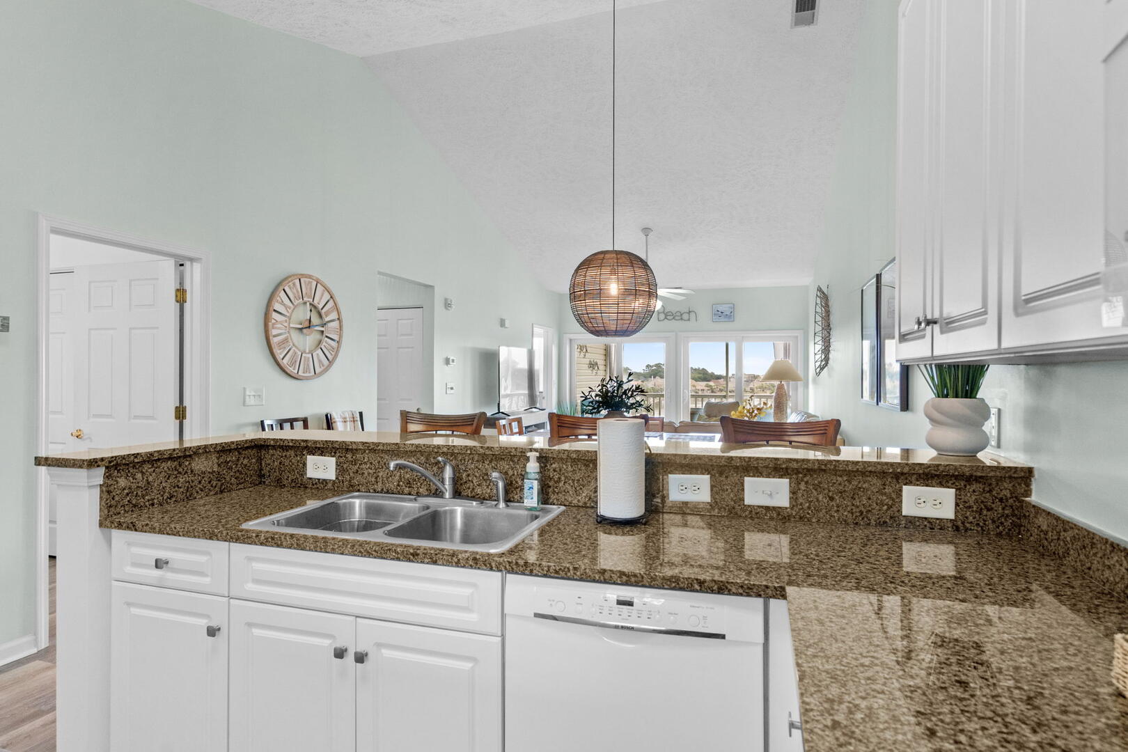 Ocean Keyes 3945 | Photo 23