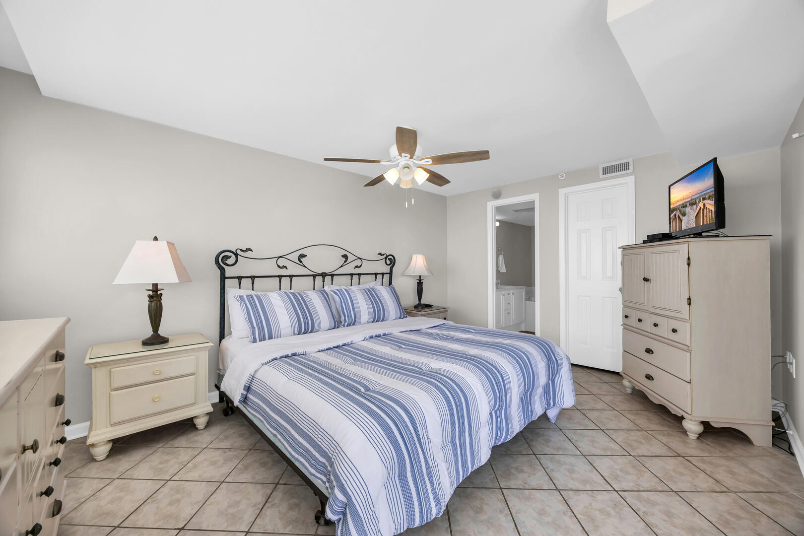 Ocean Bay Club 1610 14