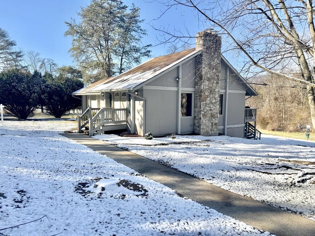 Featured Property Woodside Refuge at Massanutten