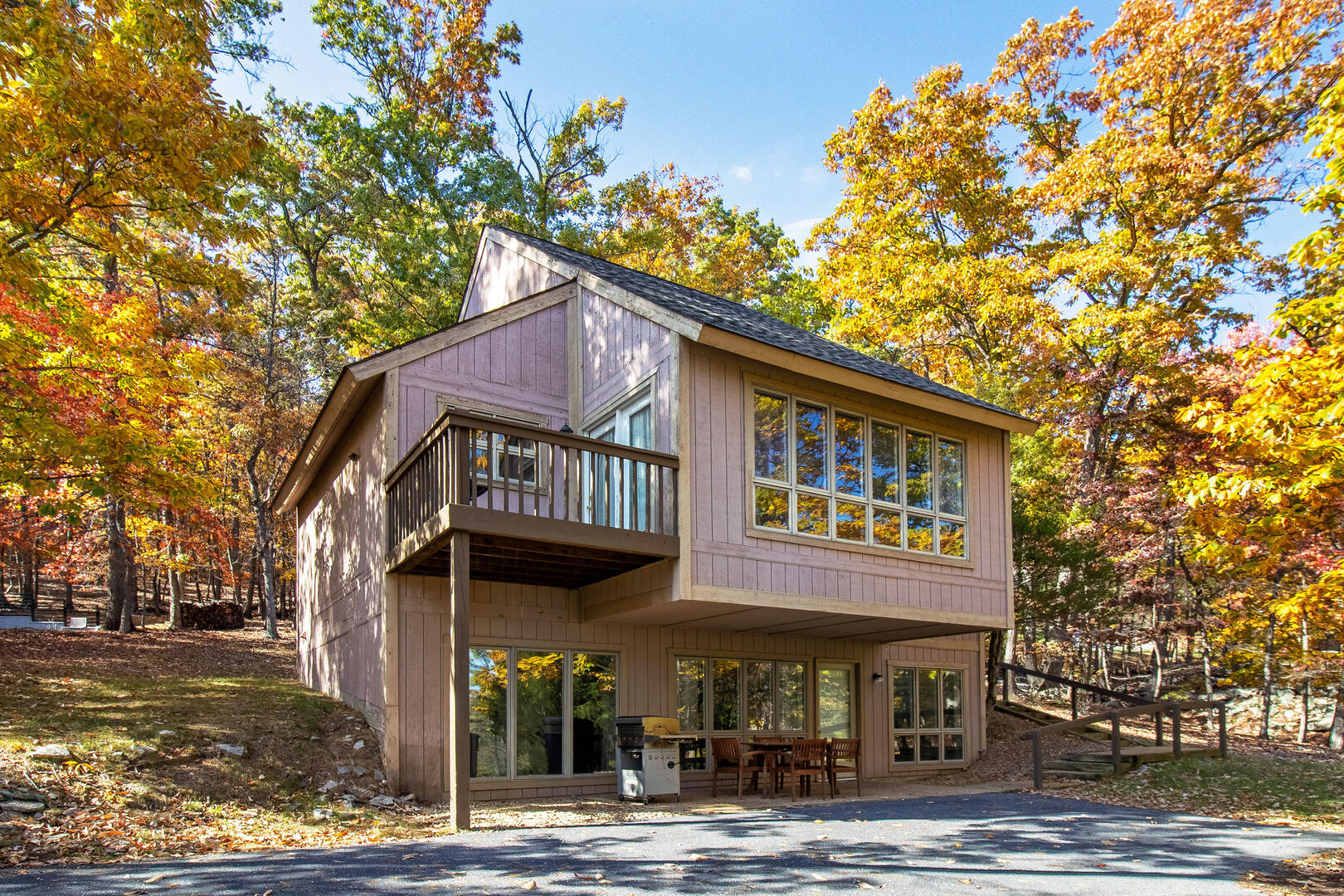 Featured Property The Looking Glass at Massanutten