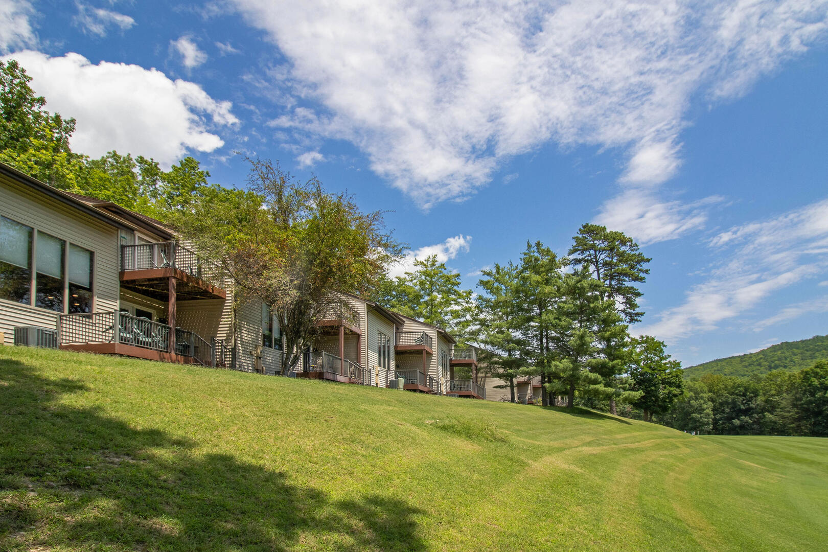 Mountainside Villas 2 Bedroom Townhome 9