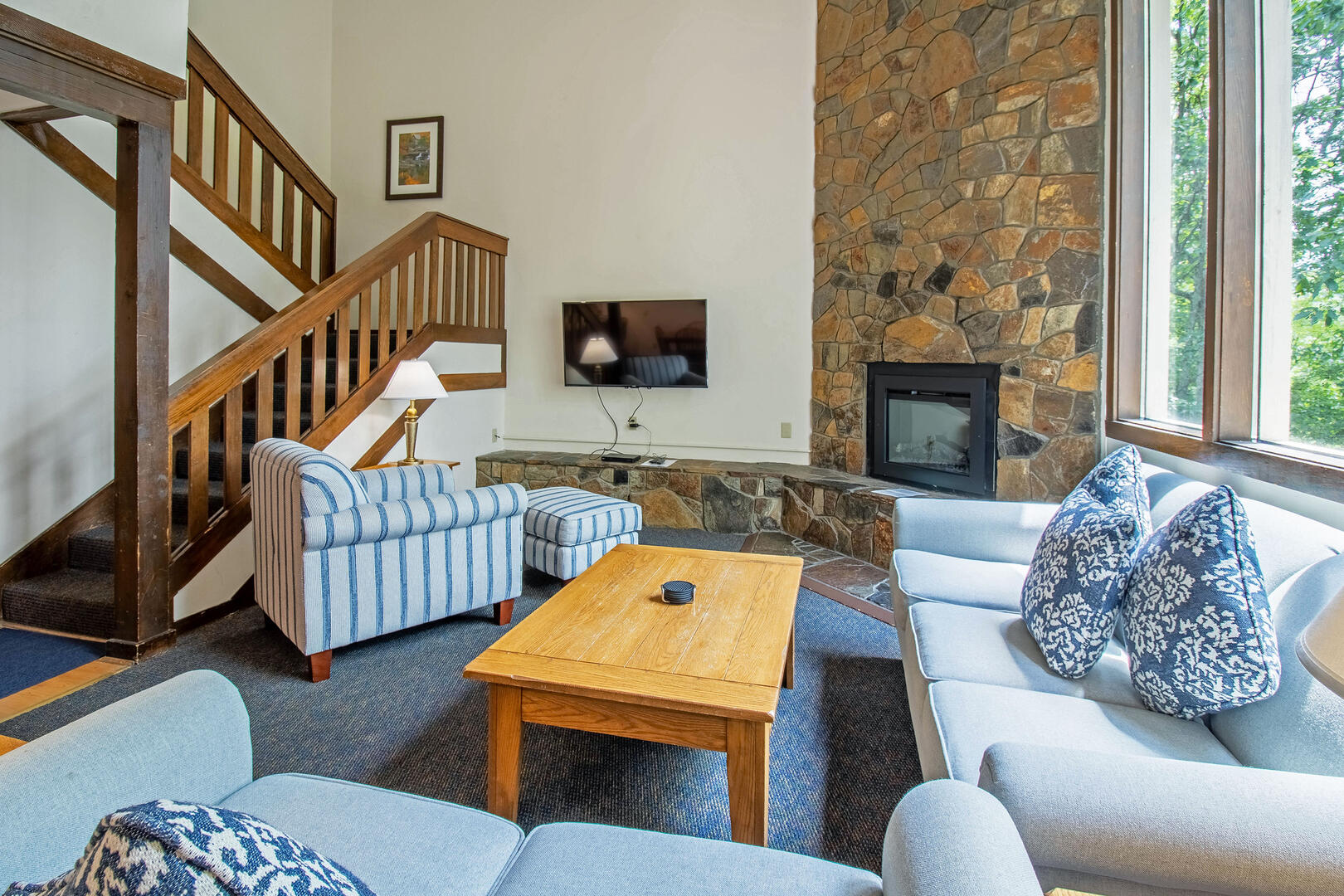 Mountainside Villas 2 Bedroom Townhome 25