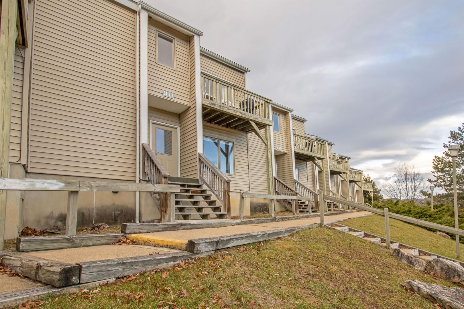 Shenandoah Villas One Bedroom Townhome 12