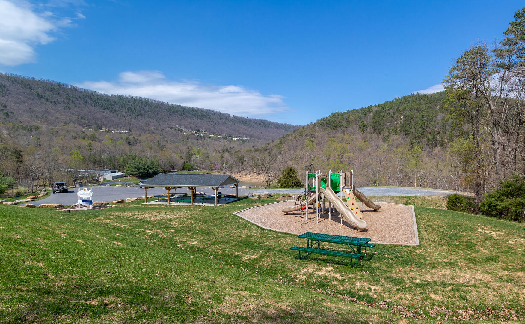 Shenandoah Villas One Bedroom Townhome 16