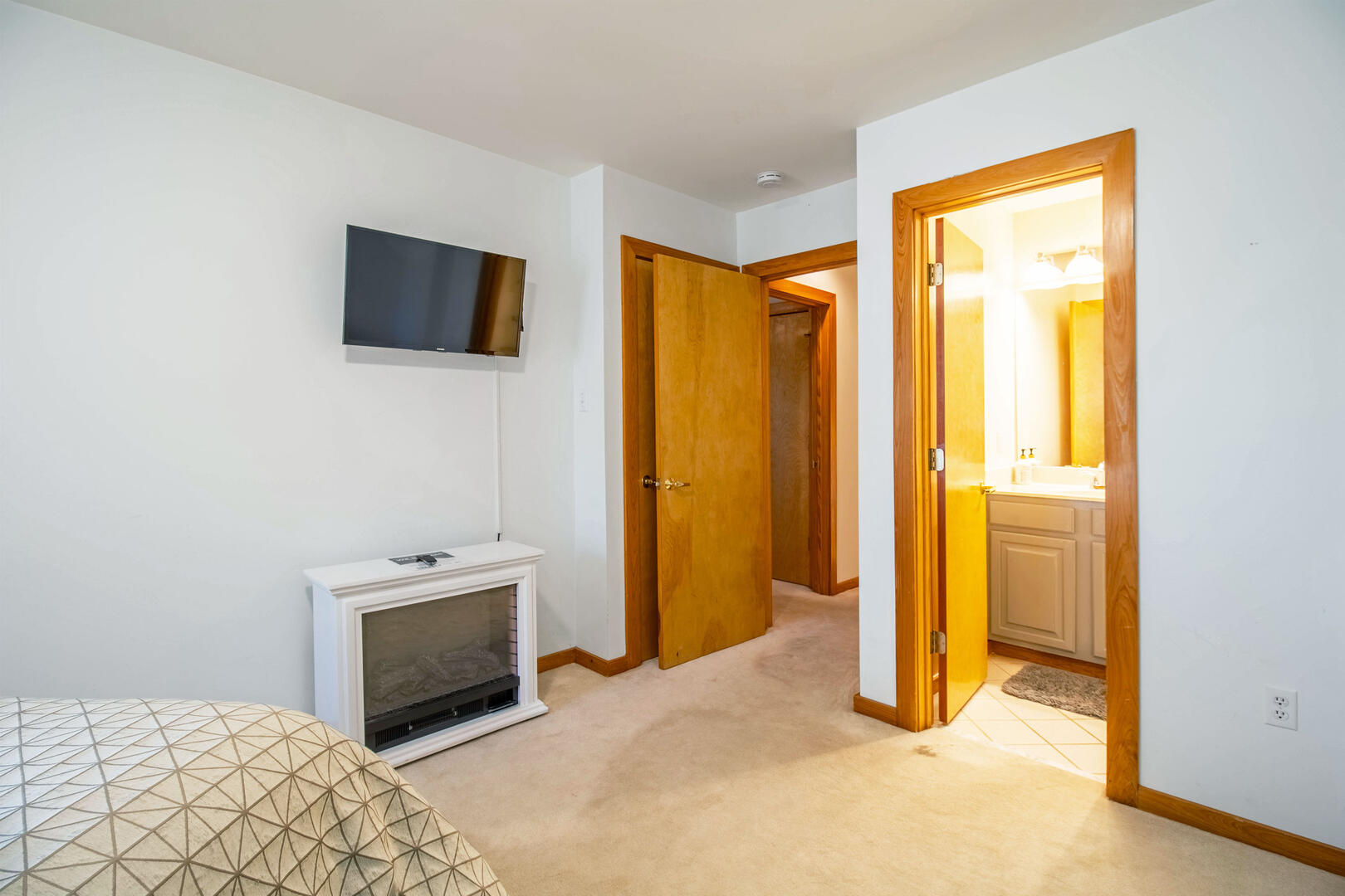 Hillside Hideaway at Wintergreen 46