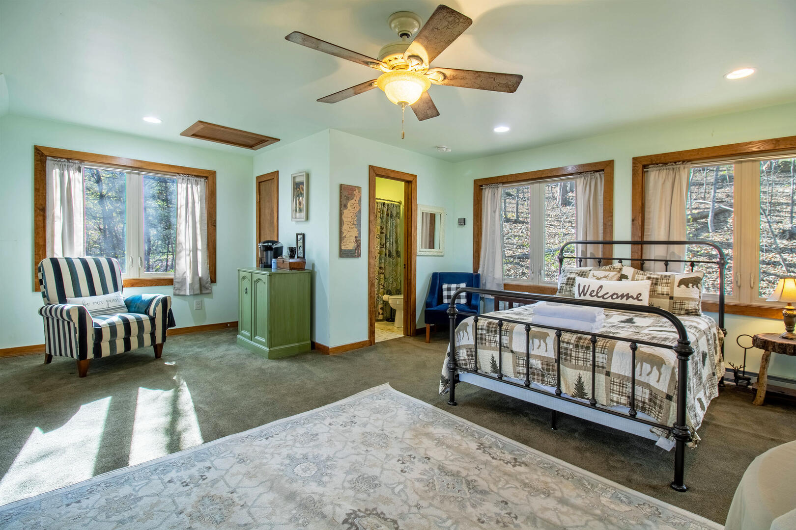 Hillside Hideaway at Wintergreen 52