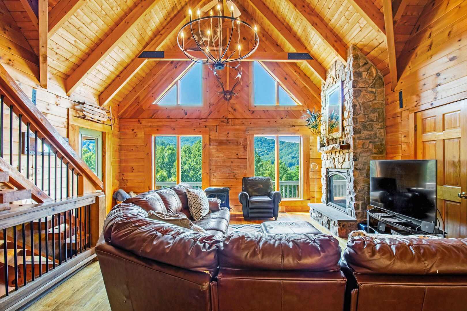 Hensley Hollow Lodge of Elkton 2